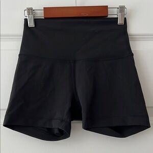 Lululemon Wunder Train Shorts